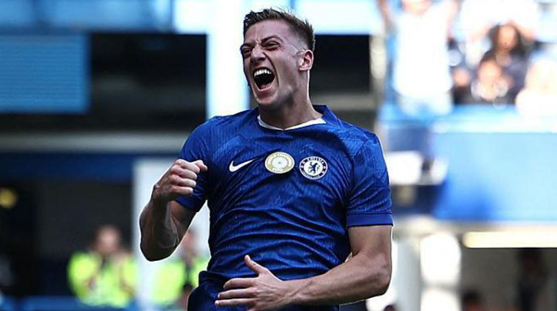 Chelsea thở phào khi Liam Delap không cần lên bàn mổ, hẹn ngày trở lại vào tháng 11