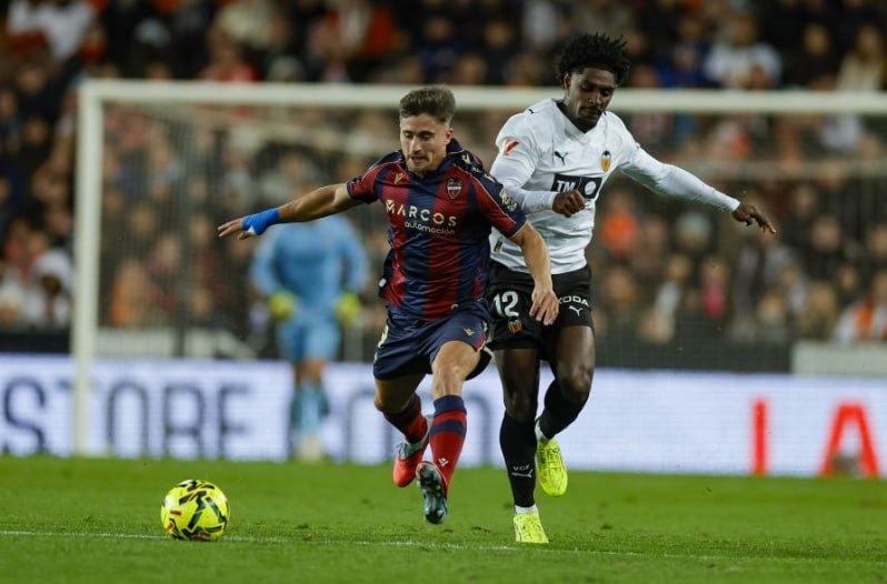 Valencia CF vs Levante (03:00 &#8211; 22/11) | Xem lại trận đấu