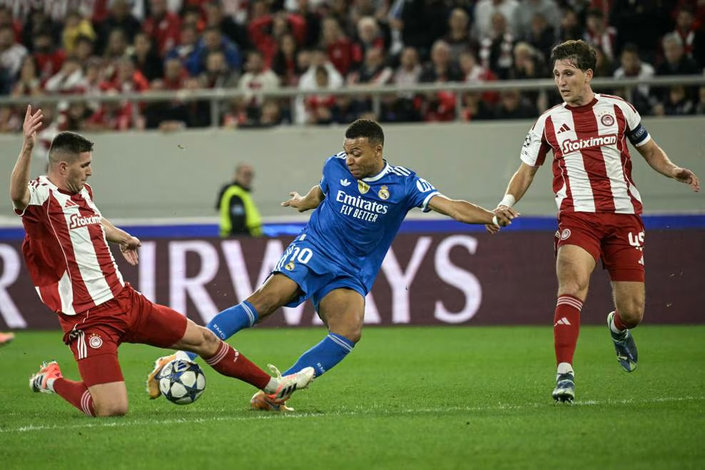 Olympiakos vs Real Madrid (03:00 &#8211; 27/11) | Xem lại trận đấu